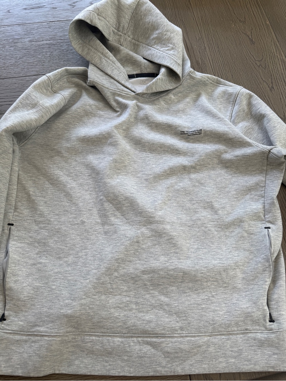 Men's Light Gray Hooded Sweatshirt with Subtle Logo